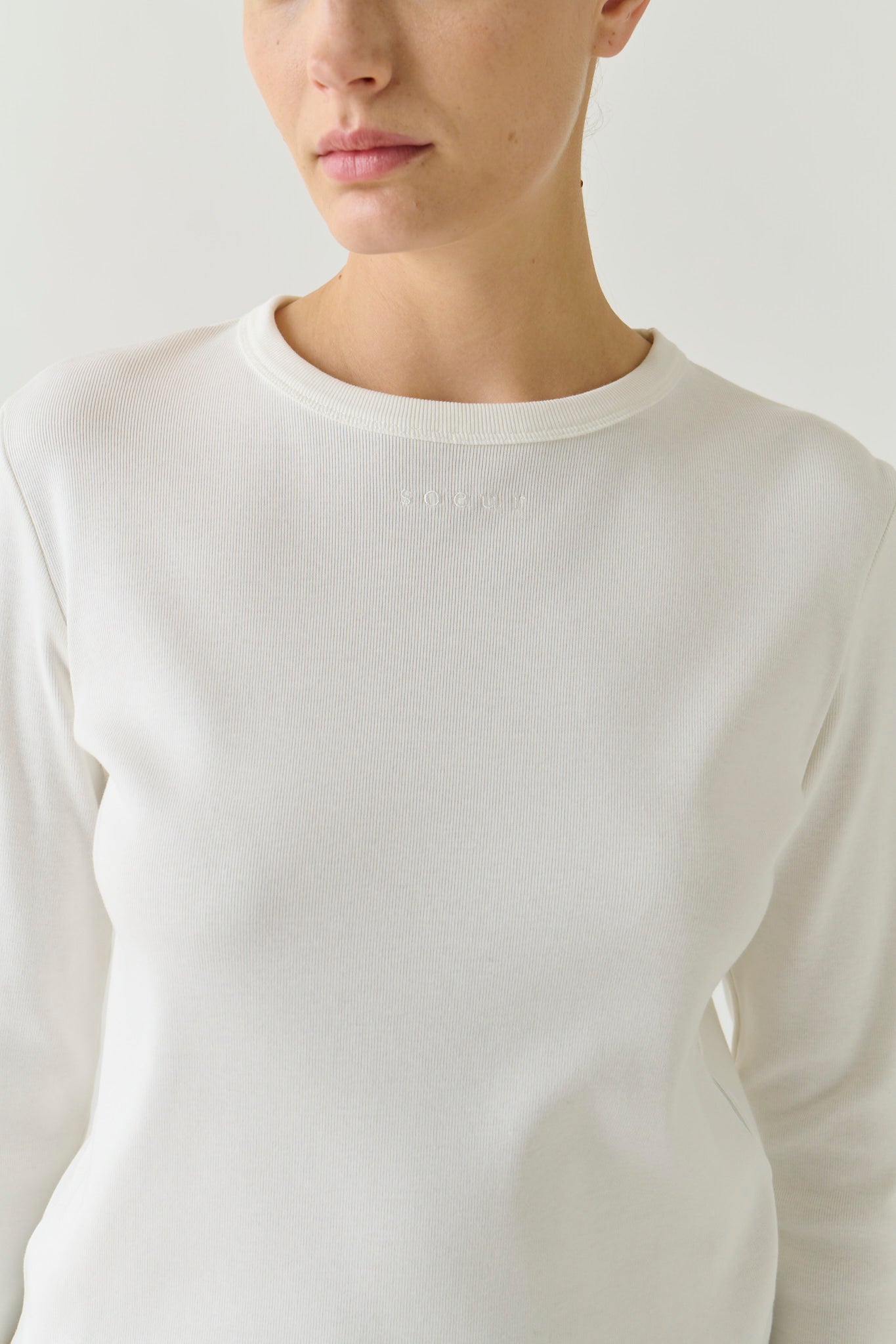 T-Shirt Flavie – Weiß Bio-Baumwolle Langarm – Soeur