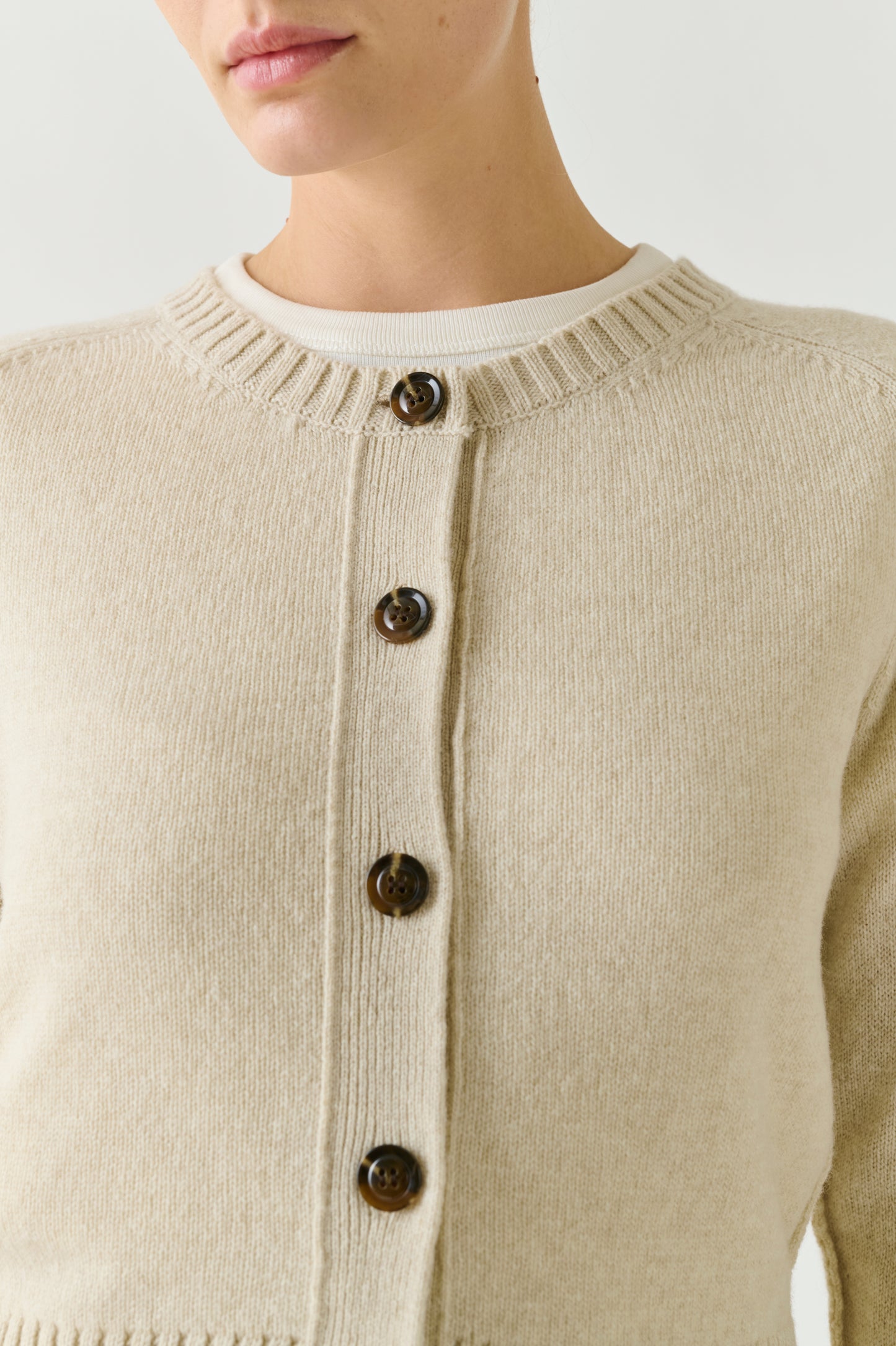 Cardigan Virginia – Écru Chiné – Merinowolle – Damen